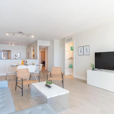 Golden Bay 58 Apartment Miami Beach Exterior photo